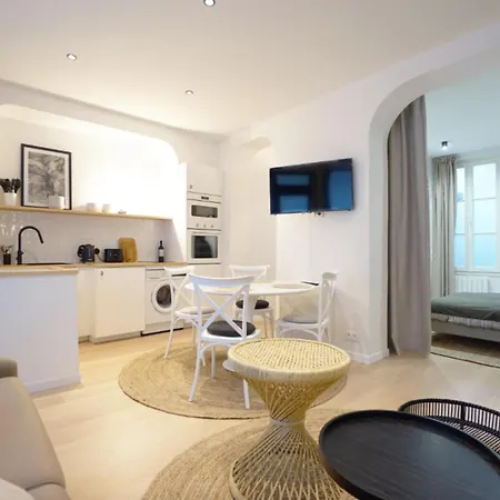 شقة Ideally Located In 15 باريس